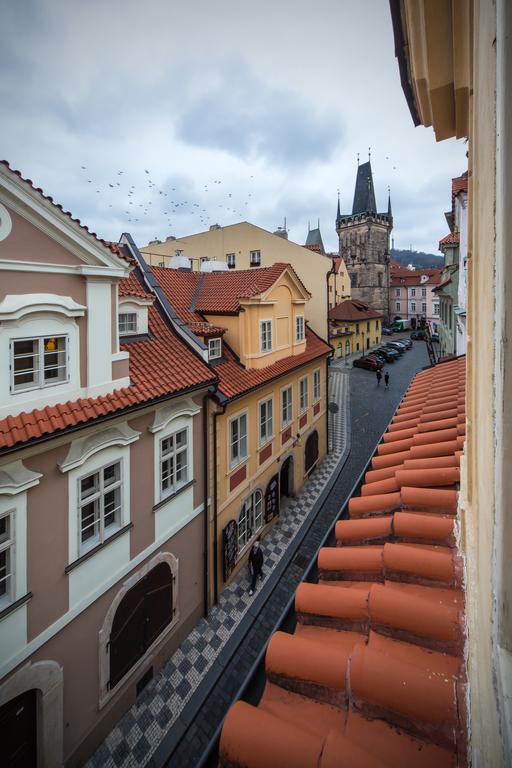 Hostel Mango Прага Экстерьер фото